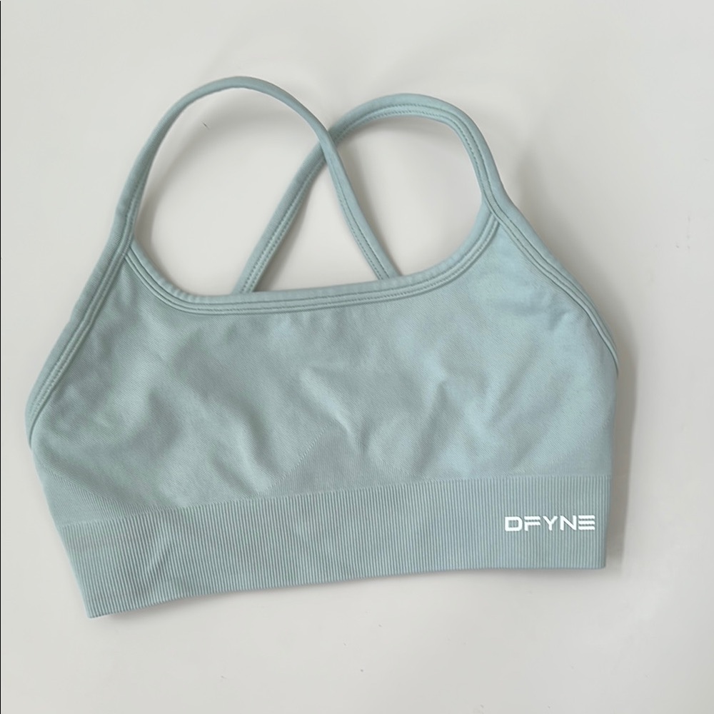 COPY - DFYNE Dynamic Backless Sports Bra